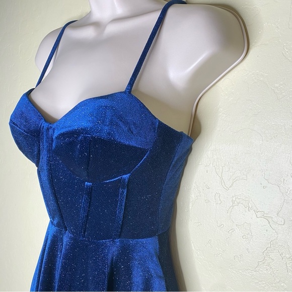 Windsor Blue Velvet Bustier Mini Dress Spaghetti Straps Shimmer Accents Size XS - Picture 6 of 16